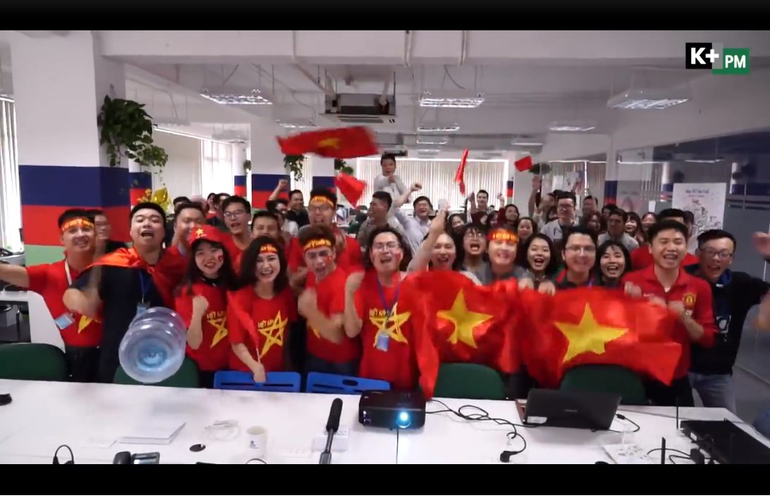 Không khí cổ vũ U23 Việt Nam tại BNC Group trên sóng truyền hình K+