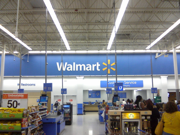 Chuỗi siêu thị Walmart của Mỹ là nơi phân phối một lượng lớn các sản phẩm có nguồn gốc từ Trung Quốc