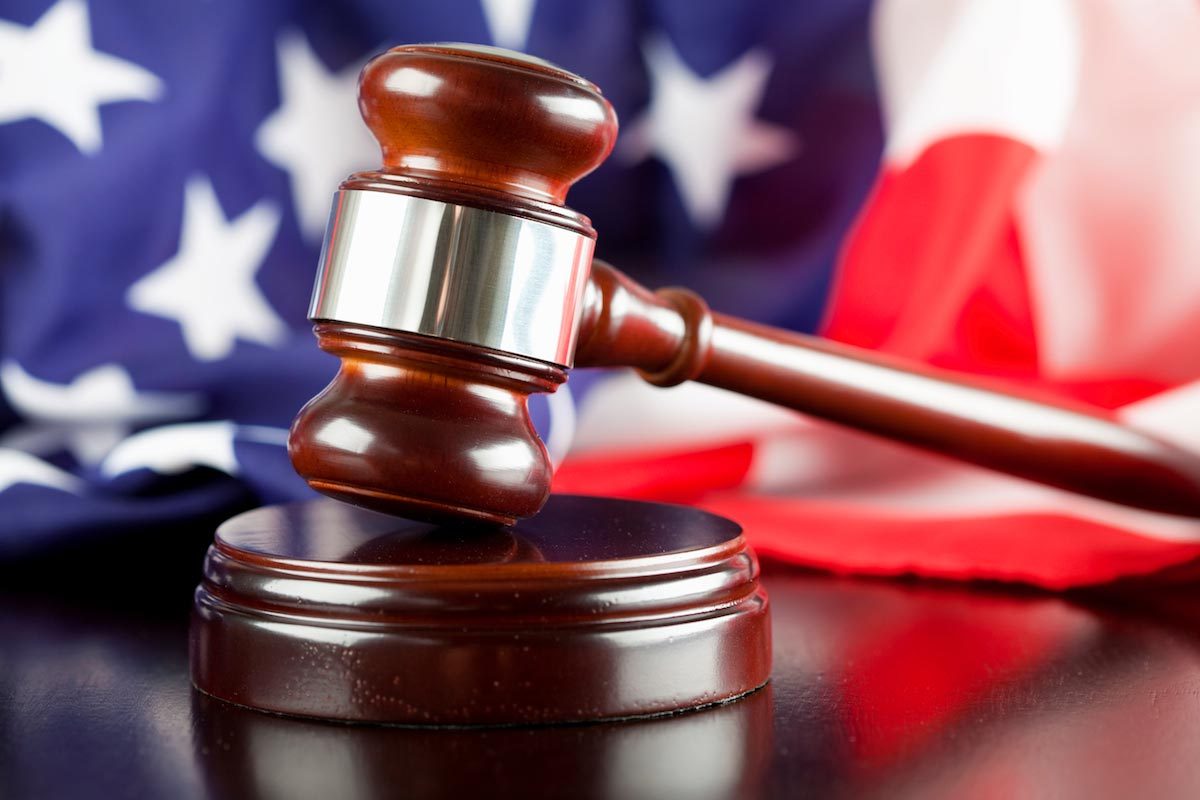 Tòa án tối cao Mỹ gây khó khăn cho thương mại điện tử