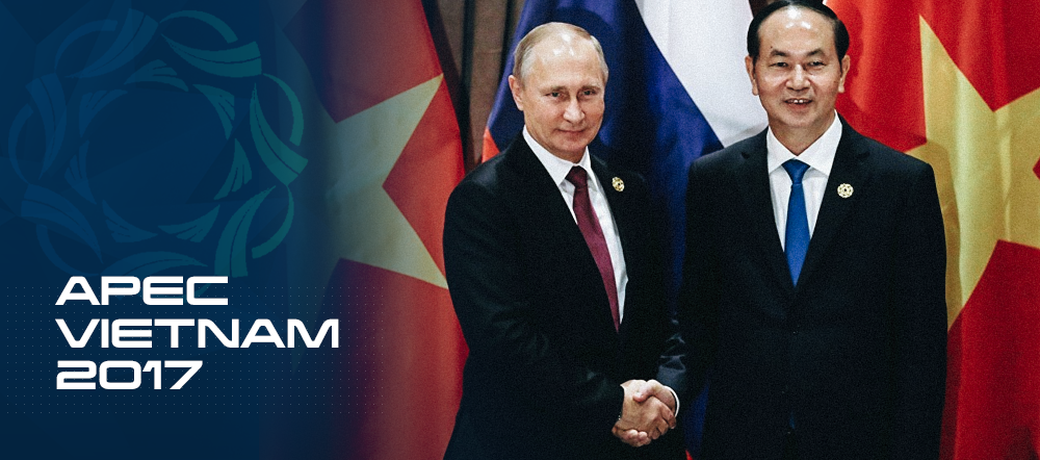 Tổng thống Putin và nguyên Chủ tịch nước Trần Đại Quang trong hội nghị cấp cao APEC 2017