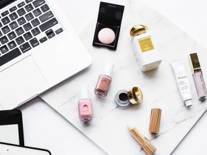 Kinh doanh mỹ phẩm online