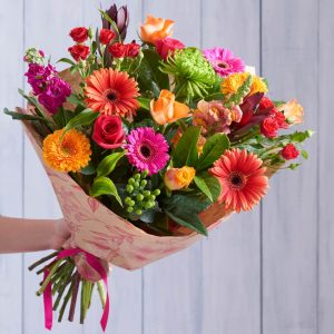 Kinh nghiệm mở cửa hàng hoa tươi hút khách hàng ầm ầm dịp 8/3  