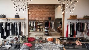 Giải quyết khó khăn trong quản lý kho hàng hóa nhờ phần mềm quản lý shop quần áo