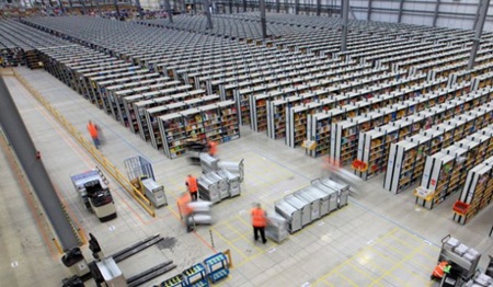 Tiết kiệm lưu trữ trong quản lý kho hàng của Amazon.