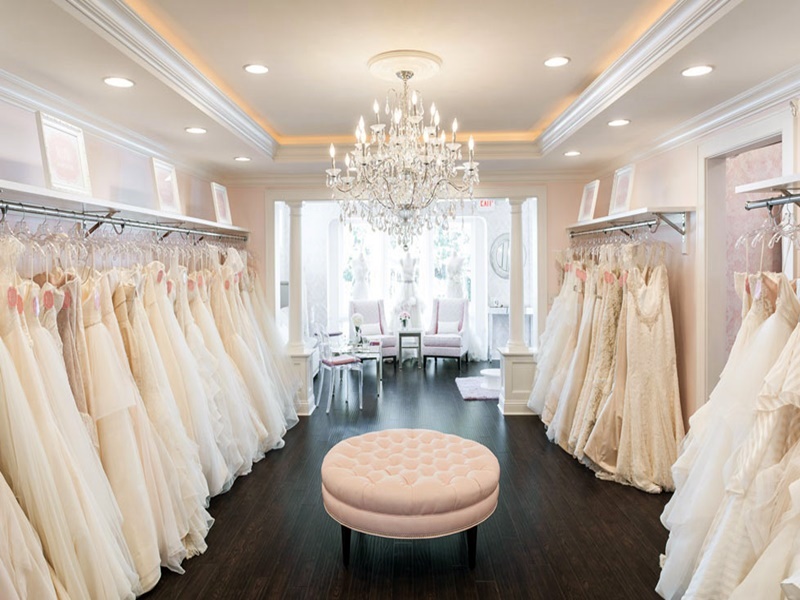 Chia sẻ kinh nghiệm tìm nguồn hàng rẻ đẹp cho cửa hàng áo cưới